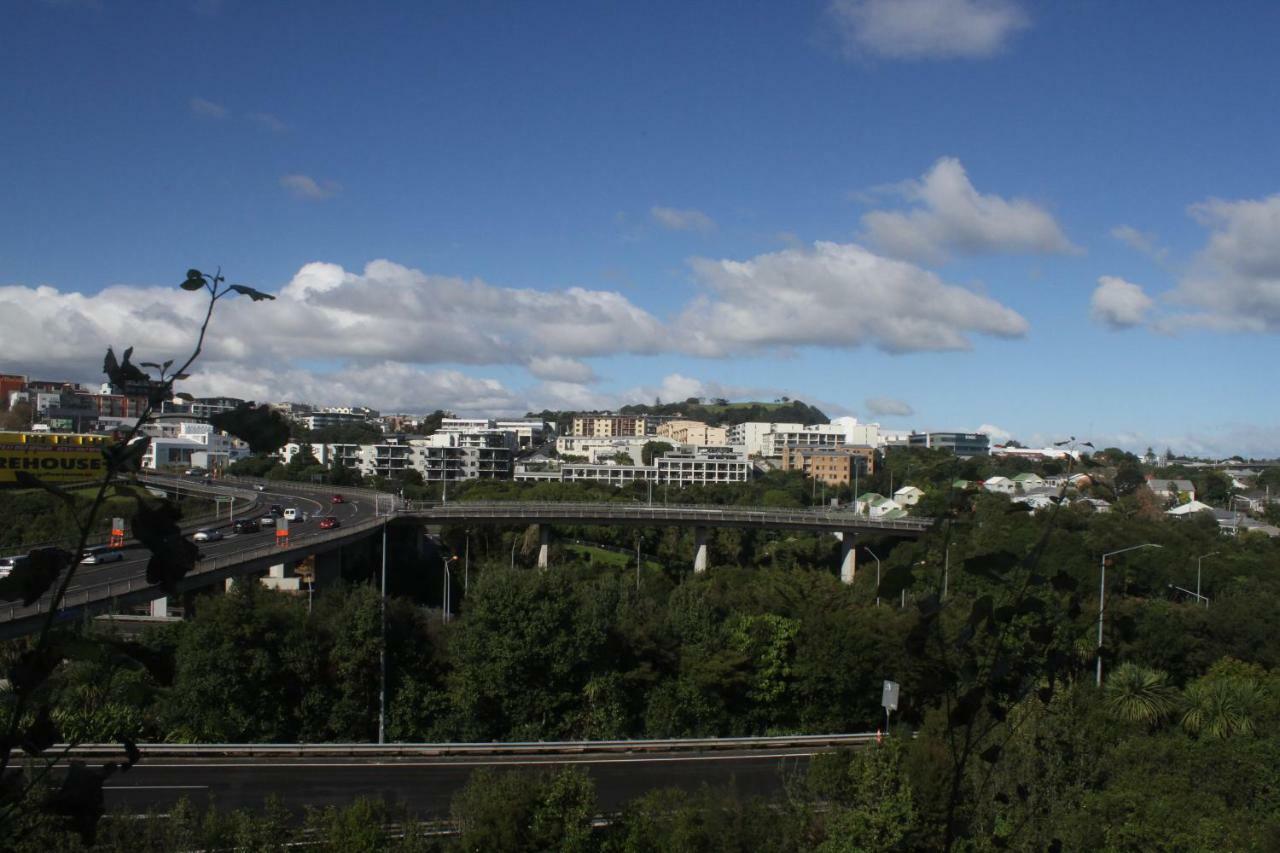 The Burgoyne Bnb Auckland Bagian luar foto